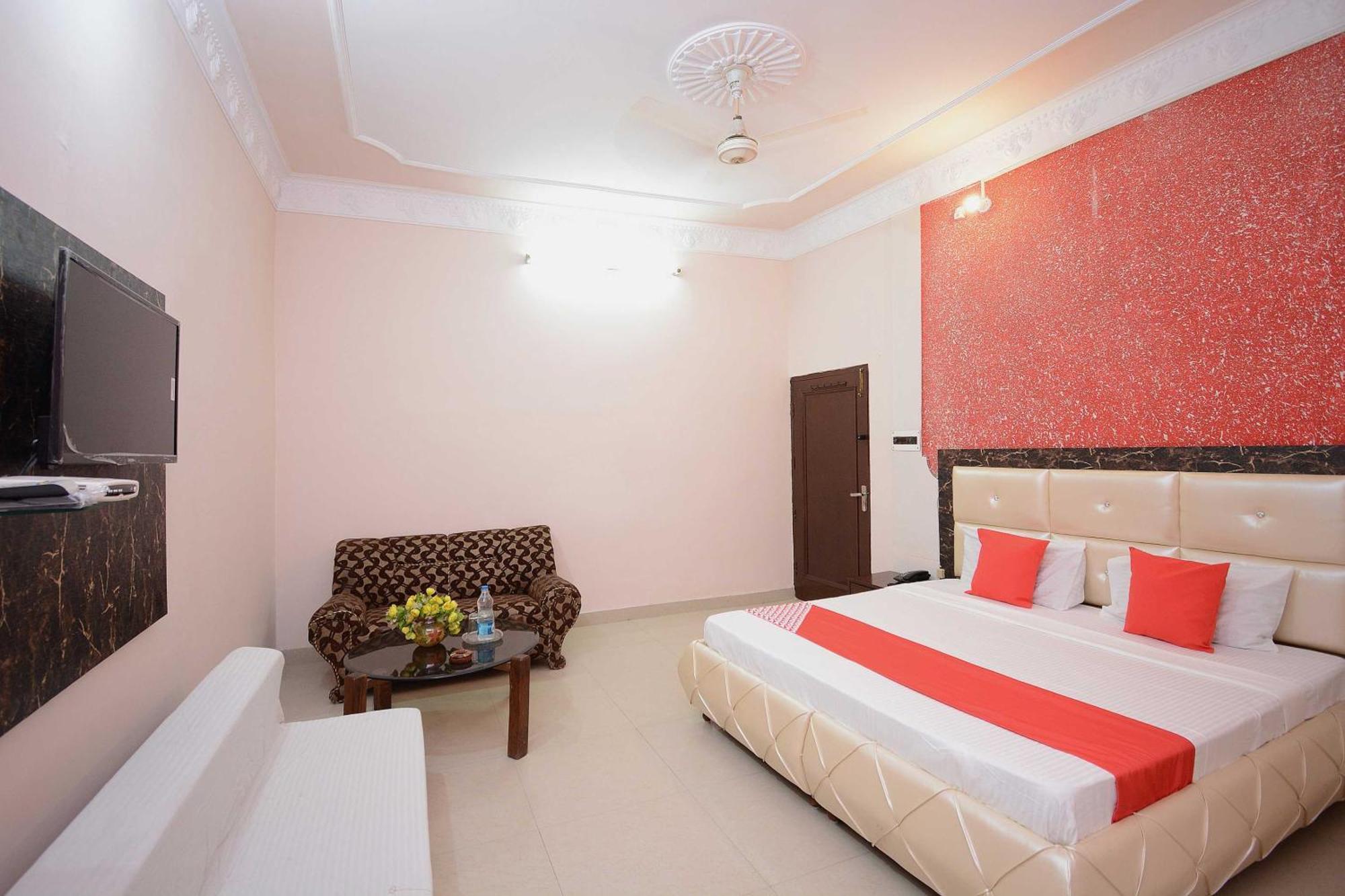 Hotel Asia Palace Pathankot Exterior photo
